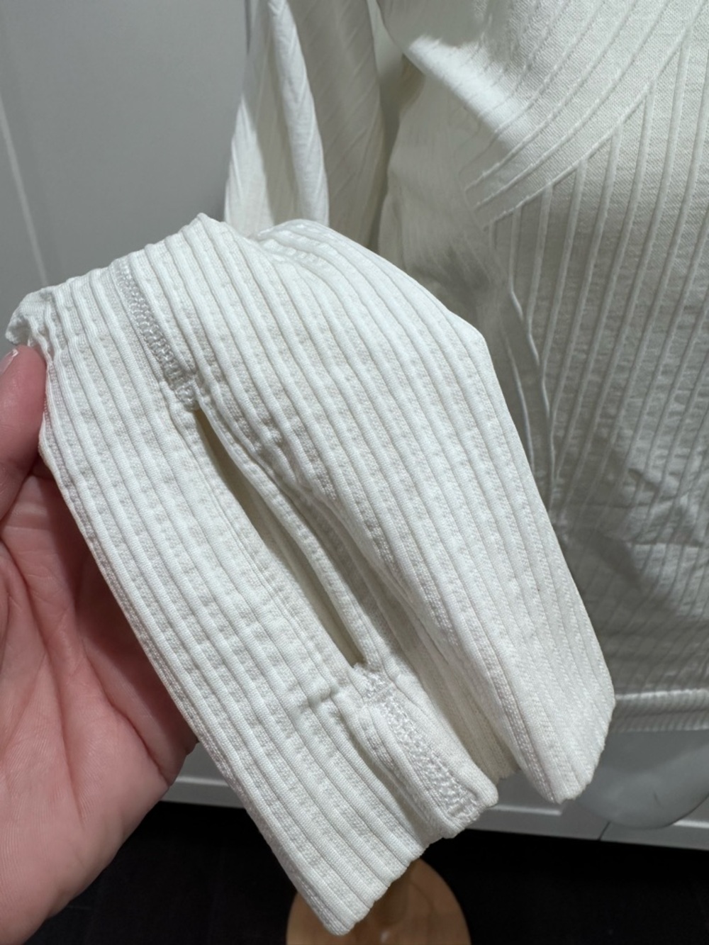 Lululemon Rest Less Pullover White 8 - Picture 4 of 6